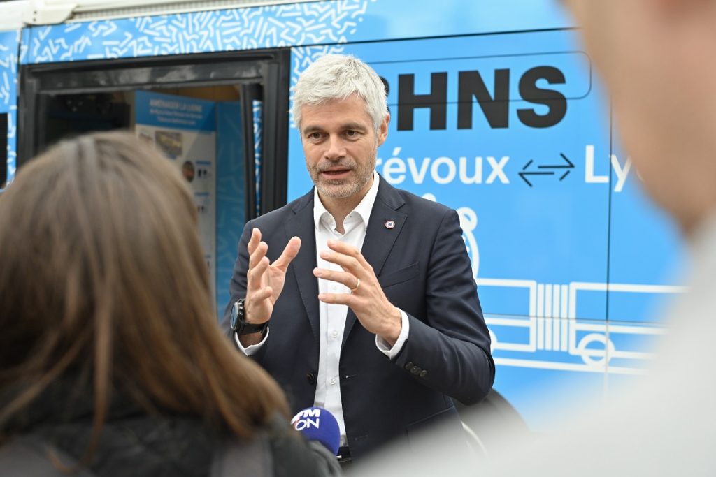 Lyon‐Trévoux : discrètement, Laurent Wauquiez renonce à ses bus à hydrogène