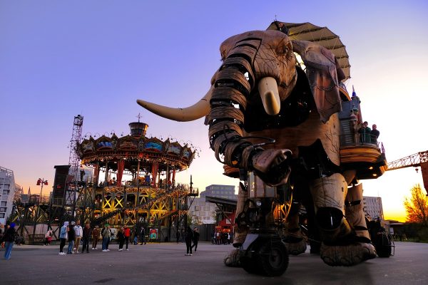 Le Grand éléphant et le Carrousel des mondes marins Photo Antony Torzec