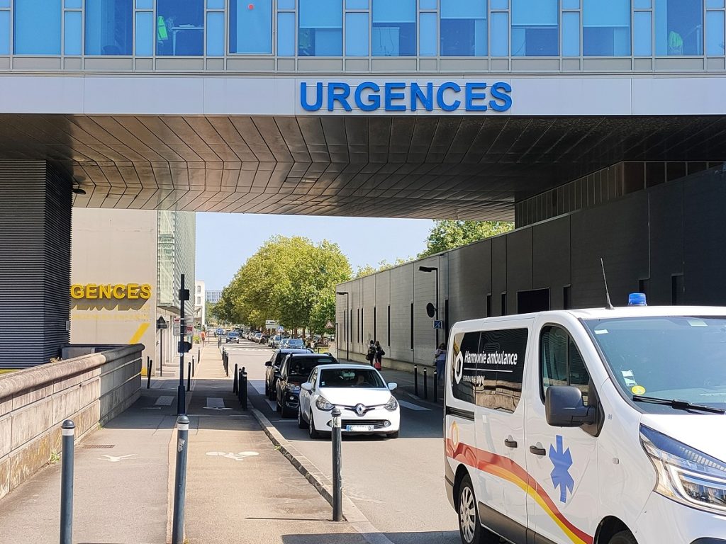 La série de décès aux urgences de Nantes devient le symbole de la crise de l’hôpital