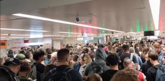 Foule Metro Lille Flandres