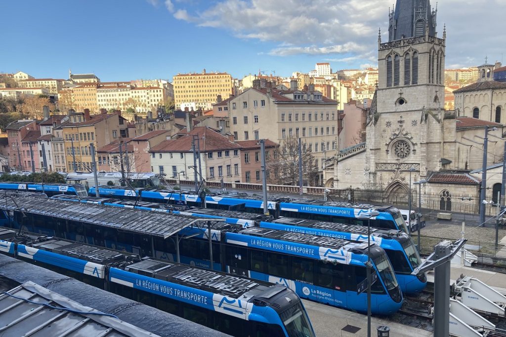 Pour le RER lyonnais, revenez dans quinze ans…