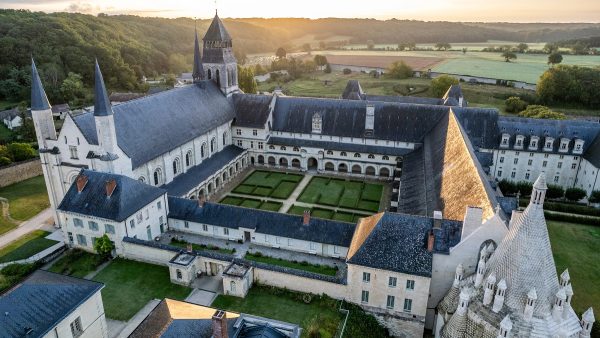 L’Abbaye de Fontevraud vue du ciel. Photo Abbaye de Fontevraud-Kreazim