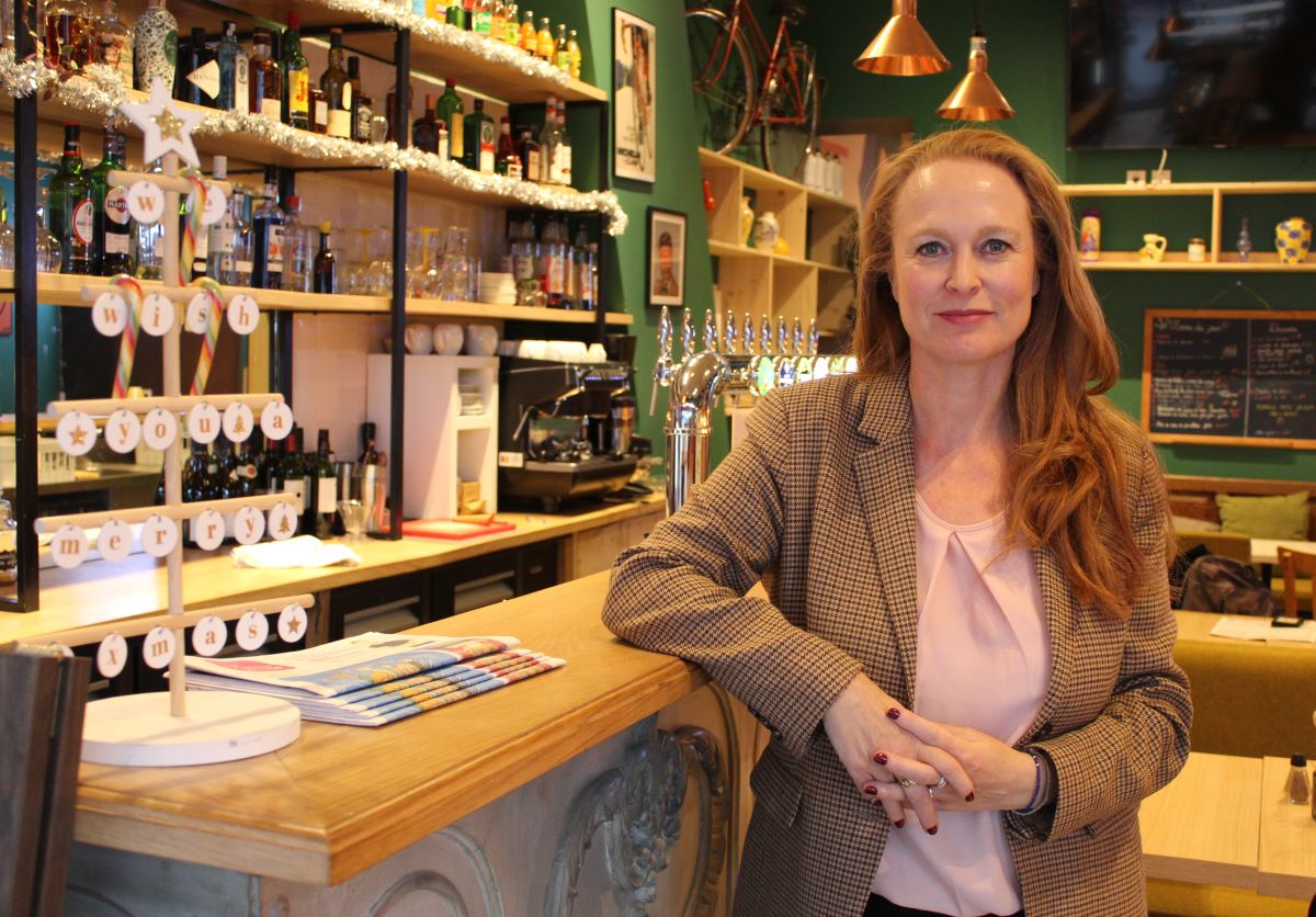 La députée macroniste du Nord Violette Spillebout, rencontrée dans un café lillois en décembre 2024. Photo : Eden Sakhi Momen / Mediacités