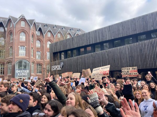 À Lille, les étudiants ne veulent pas se résoudre à l’entrisme de l’extrême droite